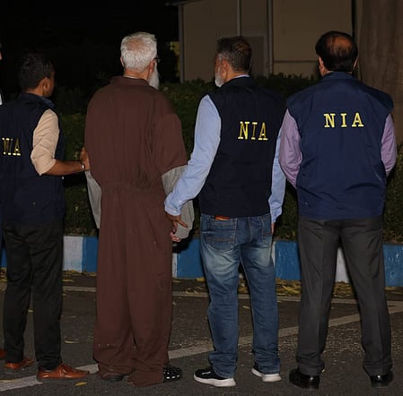 26/11 Mumbai terror attack mastermind Tahawwur Rana was successfully extradited from the US on Thursday, April 10, 2025.