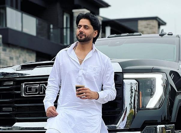 Imran Ashraf stars in Ehna Nu Rehna Sehna Nahi Aaunda, out worldwide on May 16