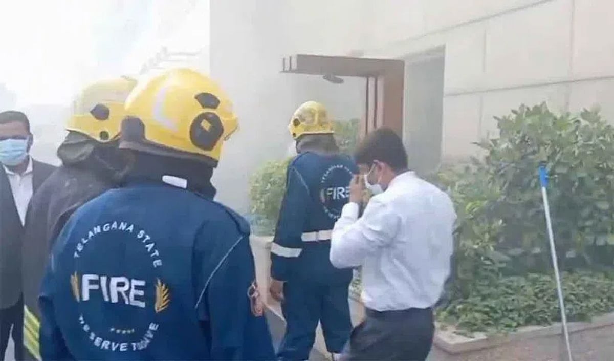 Watch: Fire erupts in hotel where IPL team Sunrisers Hyderabad were ...