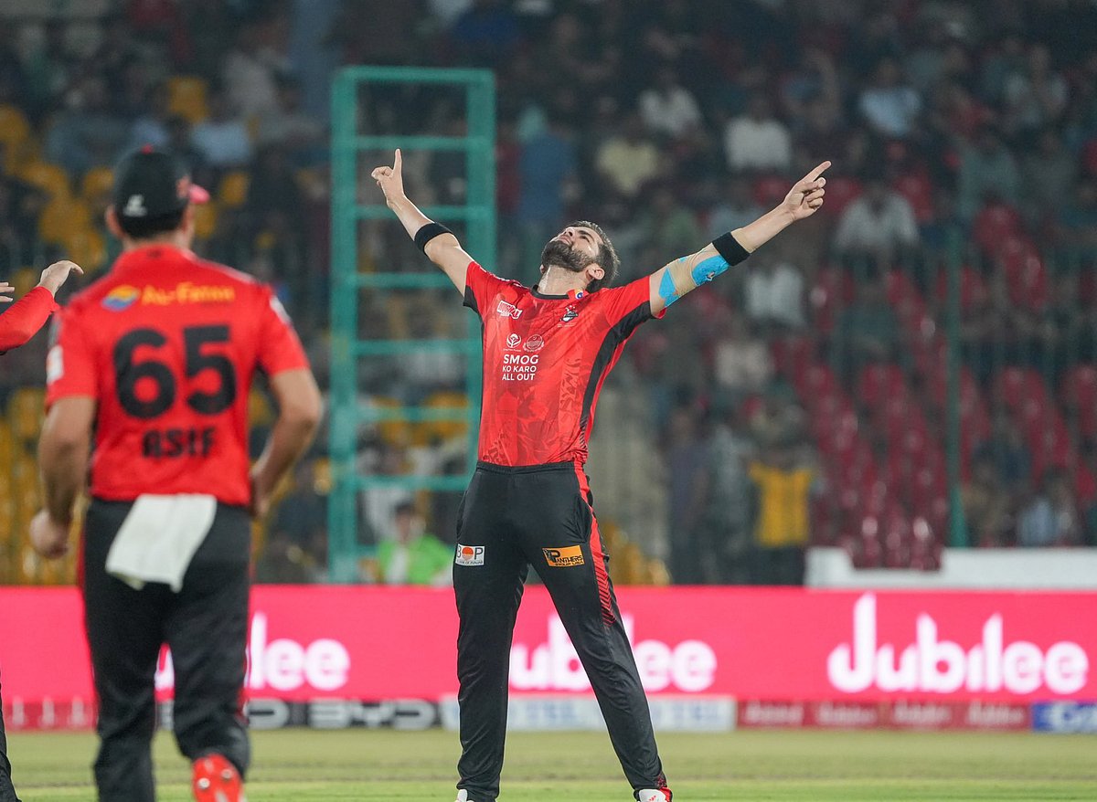 Left-arm pacer Shaheen Shah Afridi brings out his trademark celebration after dismissing Karachi Kings' opener David Warner in their Pakistan Super League match on Tuesday.