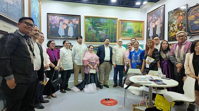 Philippine Ambassador Alfonso Ferdinand Ver and Consul-General Marford Angeles made a powerful appearance at World Art Dubai 2025, standing proudly among artists and supporters. 