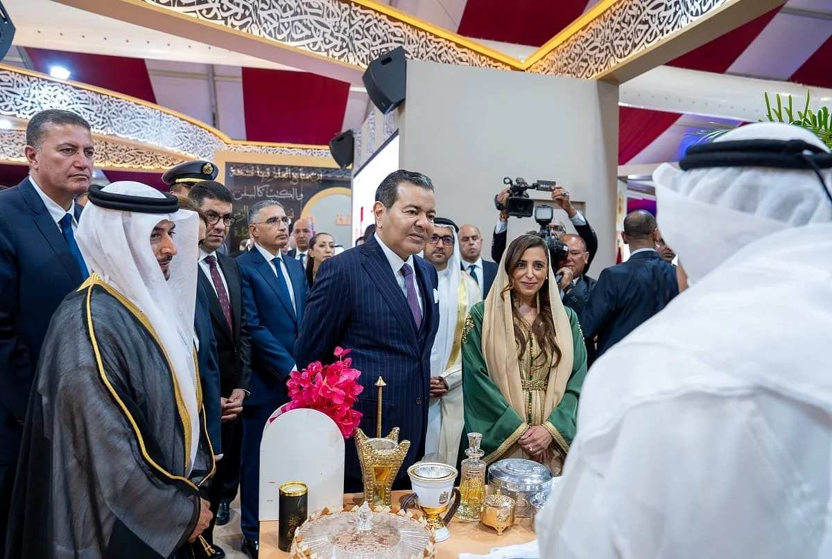 Sheikha Bodour and Prince Moulay Rachid accompanied by the Sharjah delegation during their guided tour in Sharjah’s Guest of Honour pavilion