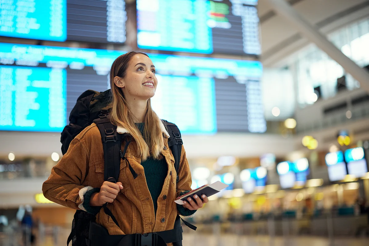Before you head for your trip, grab the best discounted products available on Amazon right now. 