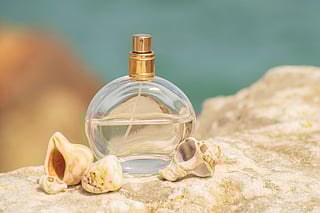 5 best floral summer perfumes to stay cool in the UAE, 2025 