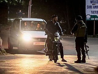 Indian army kills two gunmen in Kashmir