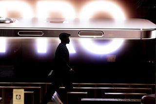 Tech giants to plow $500 billion cash hoard into more buybacks