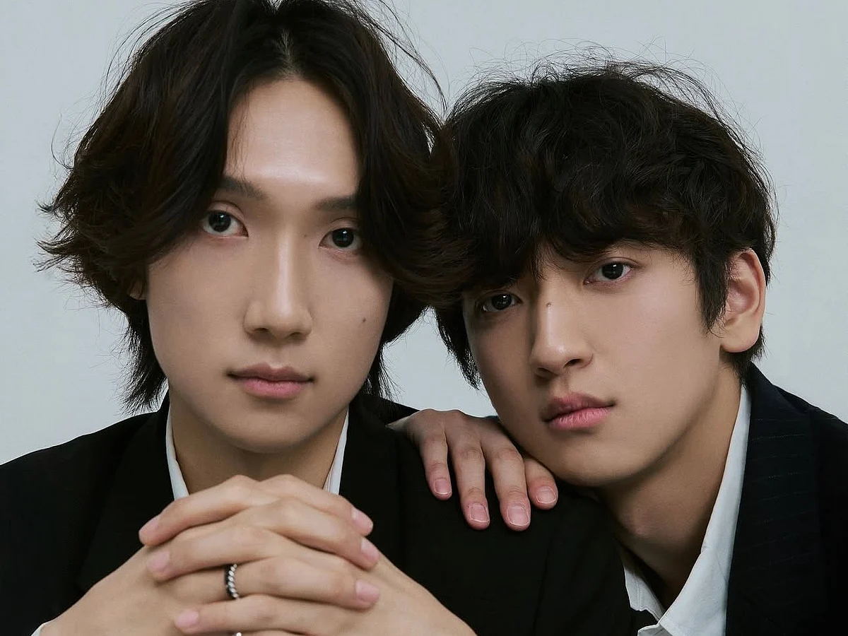 Kim Kyeong-chan and Kim Eun-chan from Red C