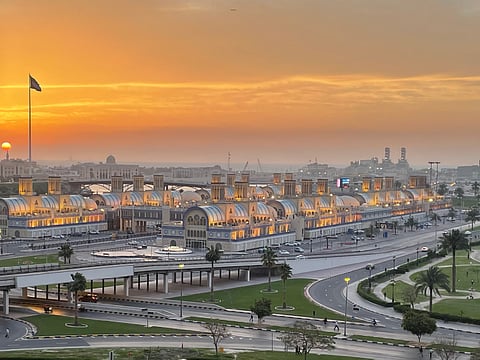 Captivating UAE landscapes: A journey through nature, city life, and timeless icons
