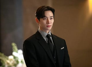 Lee Junho takes bold step with new one-man agency, gears up for high-profile acting comeback 
