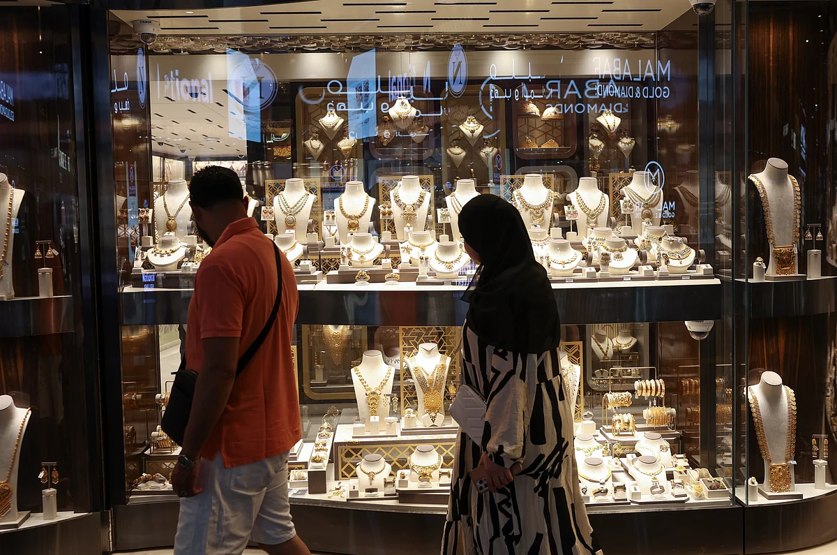 Stock Gold   Shoppers at gold souq in Deira. 