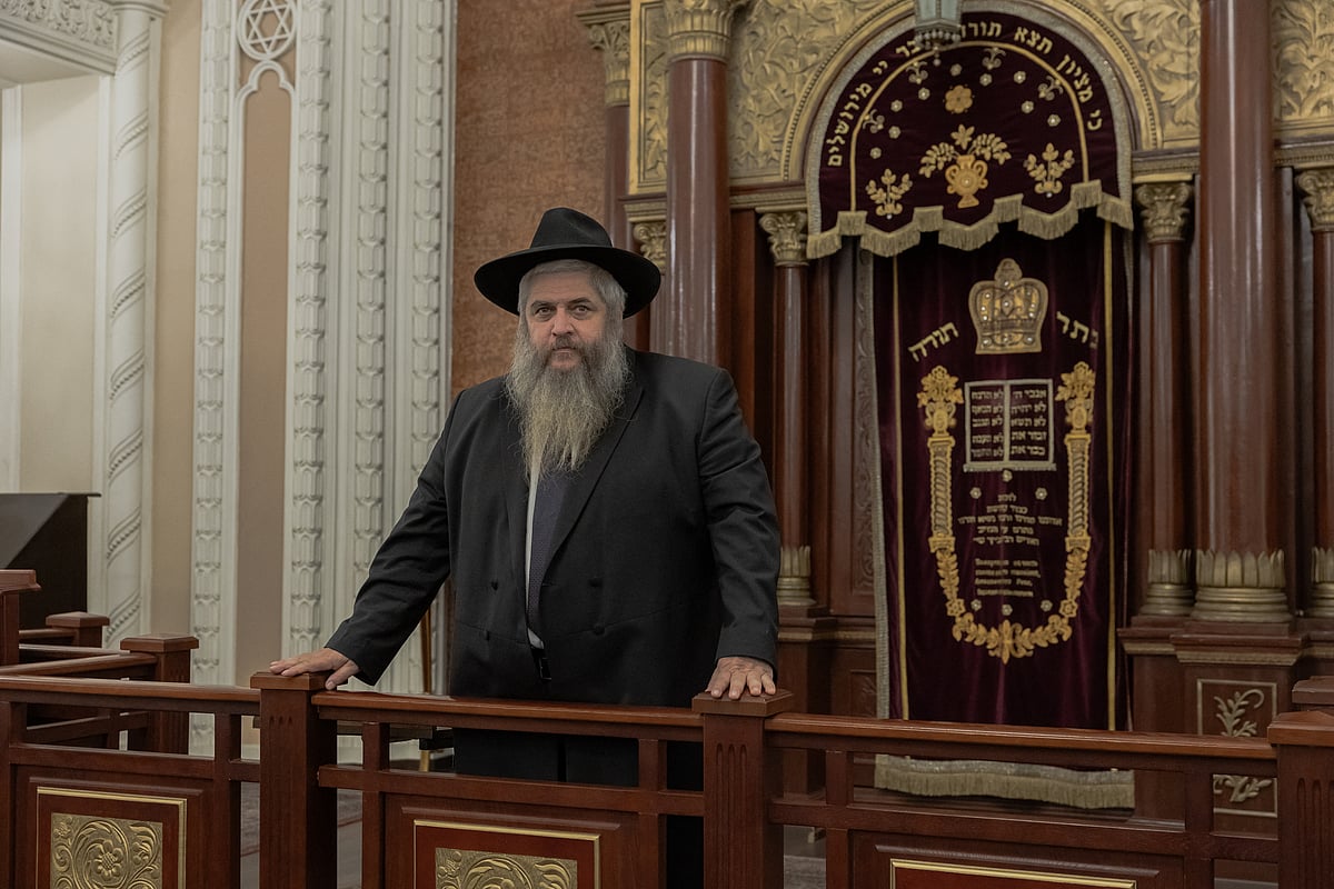 Chief Rabbi of Ukraine, Moshe Reuven Asman poses for a portrait during an interview with AFP, in Brodsky Synagogue, in Kyiv, on April 30, 2025.
