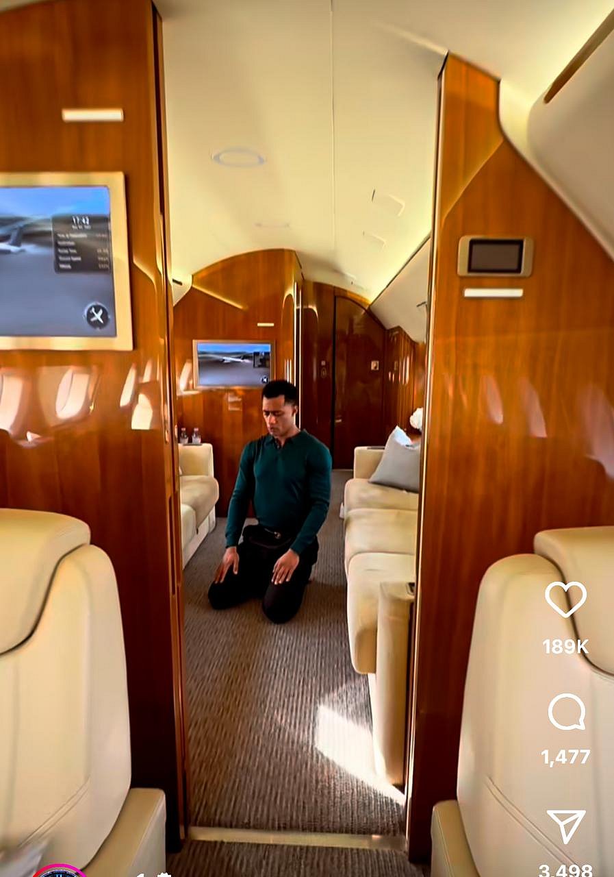 The clip, shared on Instagram, shows Ramadan performing Islamic prayers as the upbeat track, whose title translates to "Praise Be to God" plays over the footage.