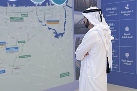 Sheikh Hamdan reviews a mural outlining RTA’s 2025–2027 plan with 57 projects, 226km of roads and 11 key corridors