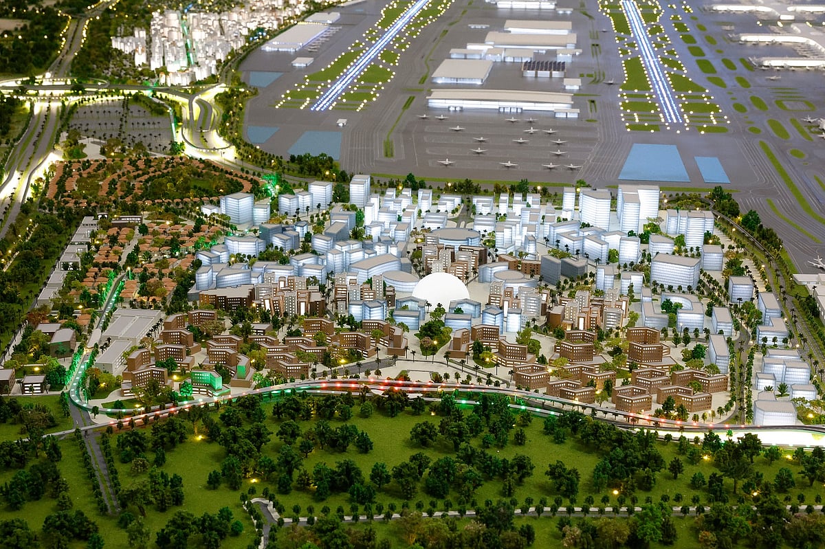 A full-size model of the under-development DWC passenger terminal on display at Dubai Airport Show.