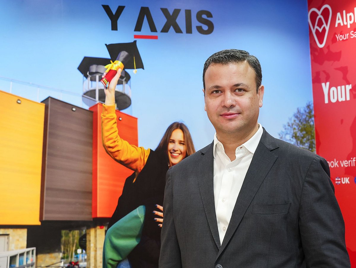 Clint Khan, Director, Y-Axis at Gulf News Edufair 
