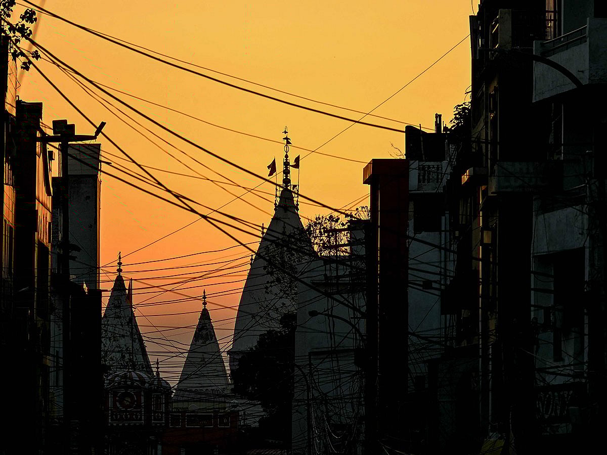 The night remained largely peaceful across Kashmir and other areas along the international border.