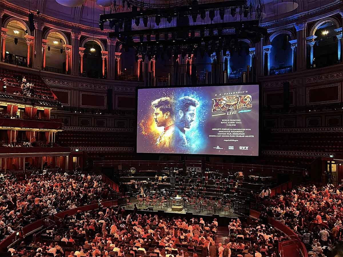 „RRR“ glänzt in der Royal Albert Hall in London mit großer Filmvorführung ...