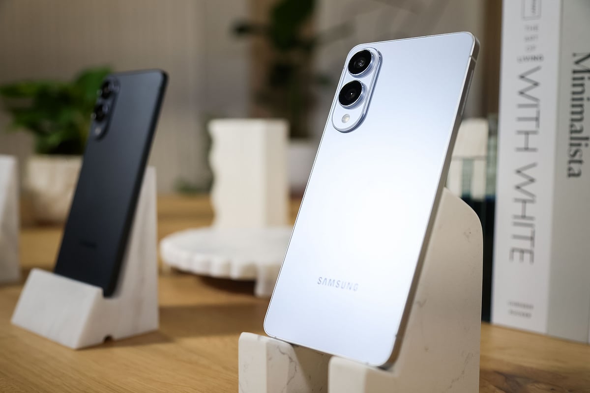 5 best premium smartphones, UAE 2025: Elevate your tech game