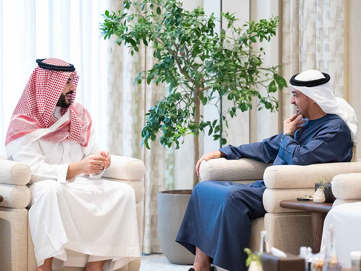 President His Highness Sheikh Mohamed bin Zayed Al Nahyan meets with Prince Khalid bin Salman bin Abdulaziz Al Saud, Minister of Defence of Saudi Arabia (left), at Al Shati Palace. 