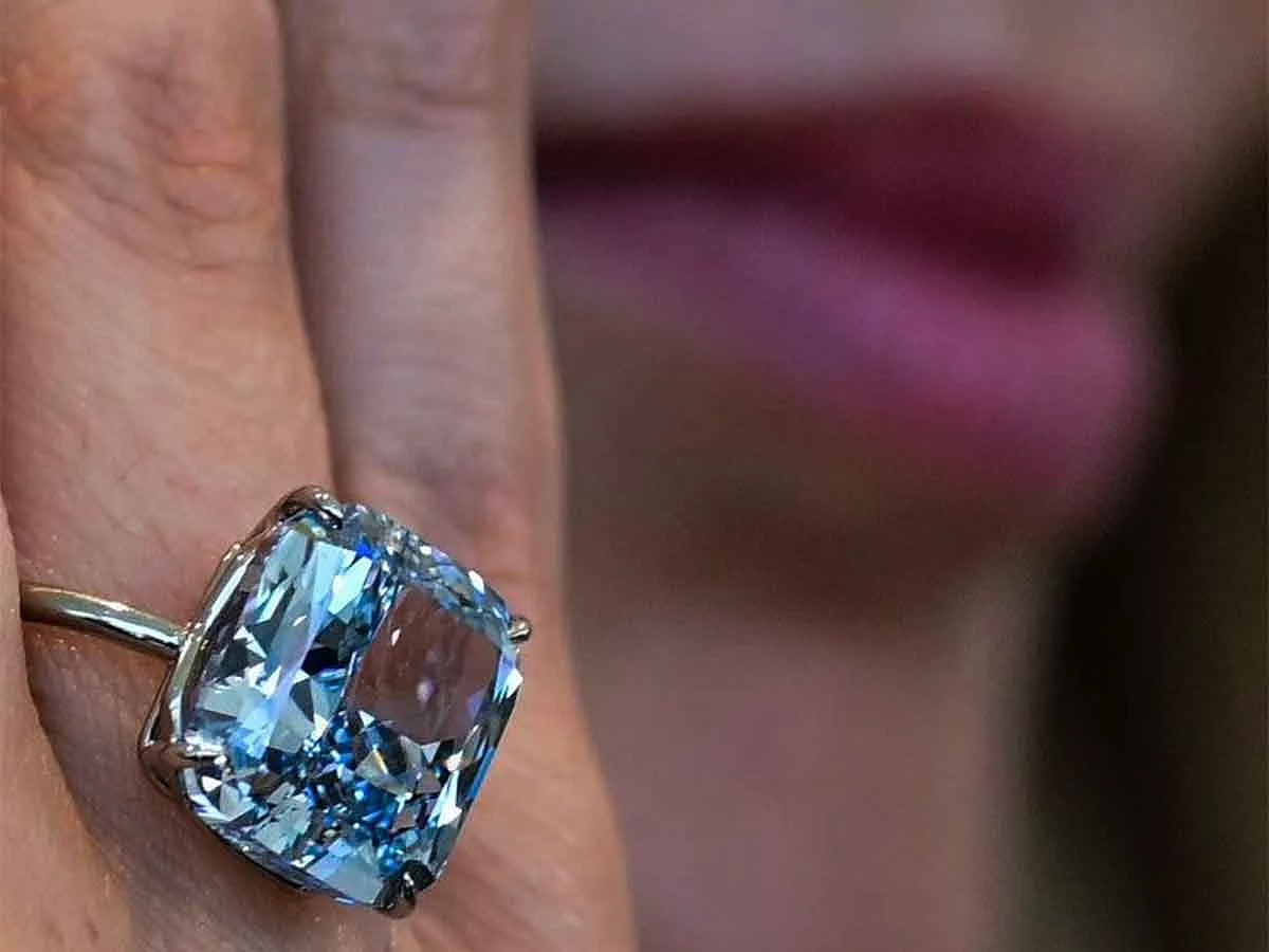 "The Mediterranean Blue", a fancy vivid blue diamond weighing 10.3 carats with an estimated value of $20 million, attracted an intense bidding battle.