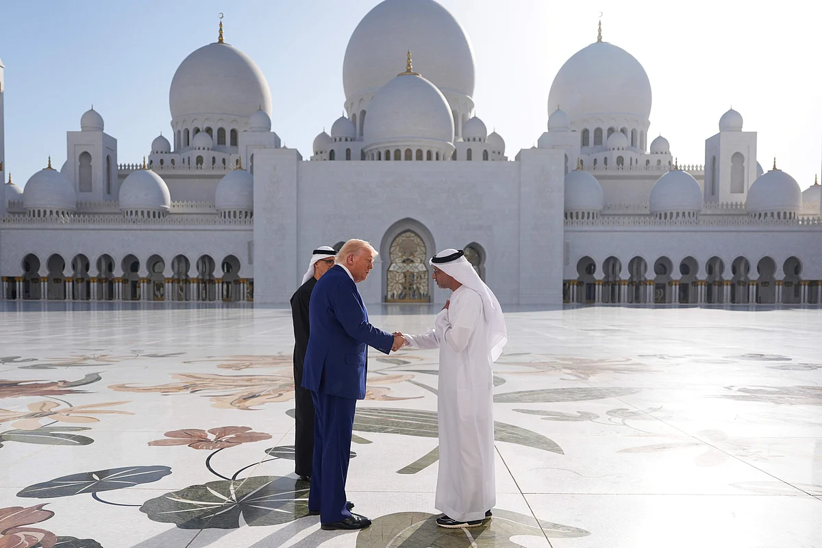 President Donald Trump tours the Sheikh Zayed Grand Mosque, Thursday, May 15, 2025, in Abu Dhabi, United Arab Emirates. 