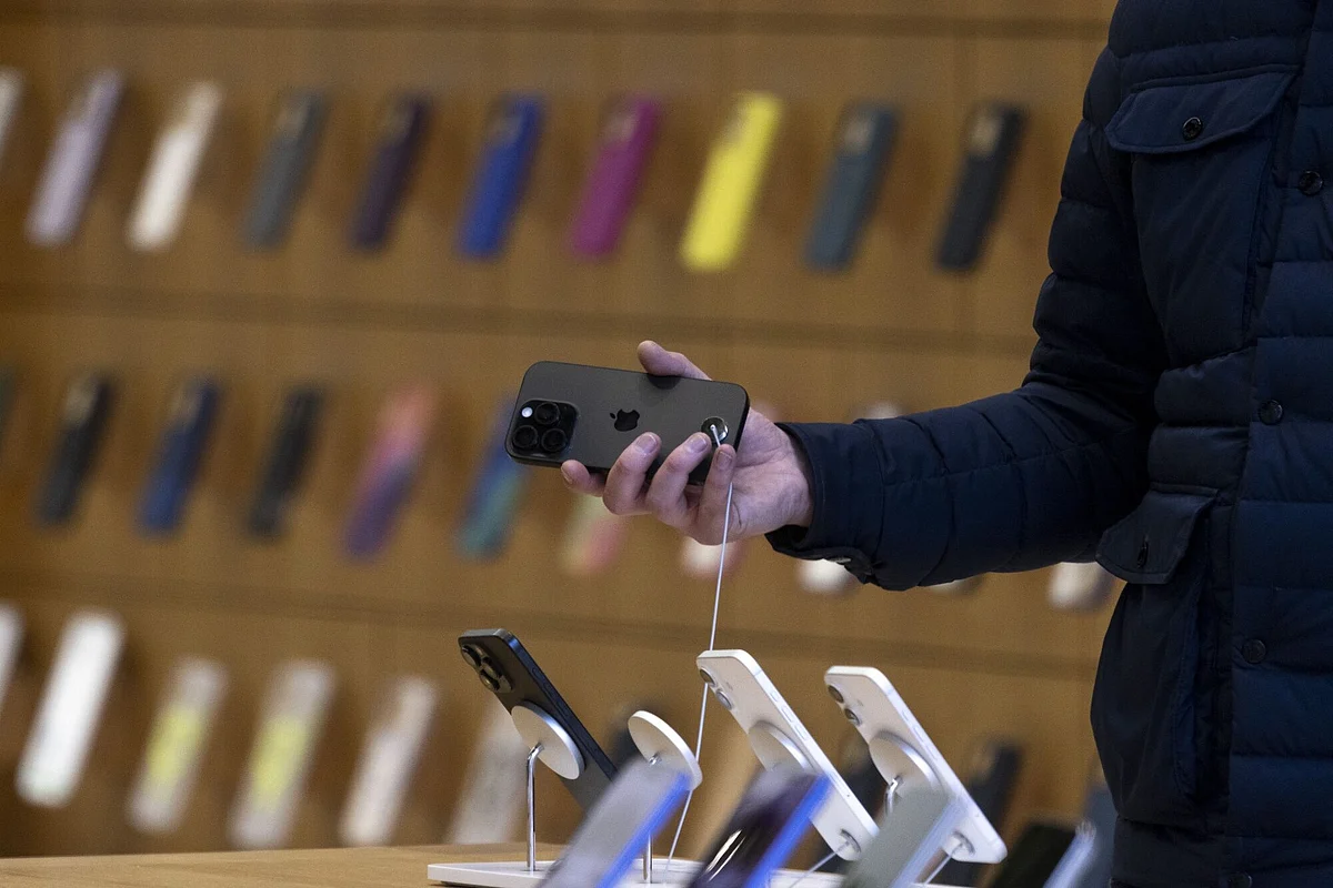 The report argues that manufacturing iPhones in India is still economically viable even if a 25 per cent tariff is applied. 