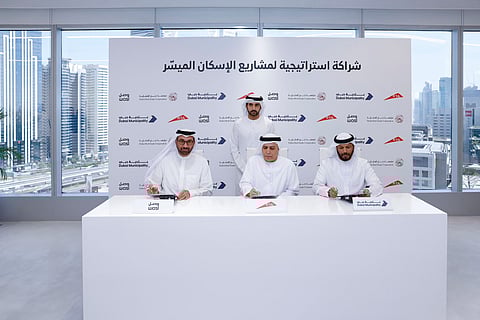 Hamdan bin Mohammed witnesses landmark agreement for affordable housing projects in Dubai