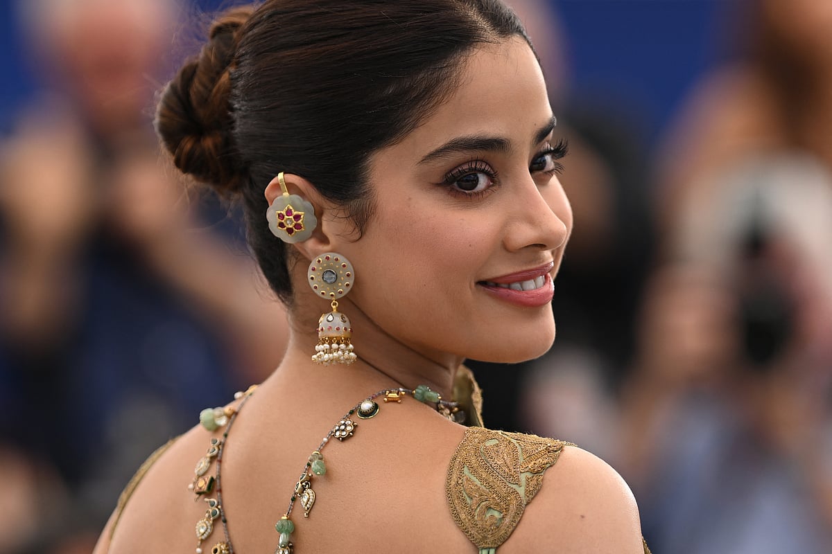  Janhvi Kapoor admitted that she had gotten plastic surgery done