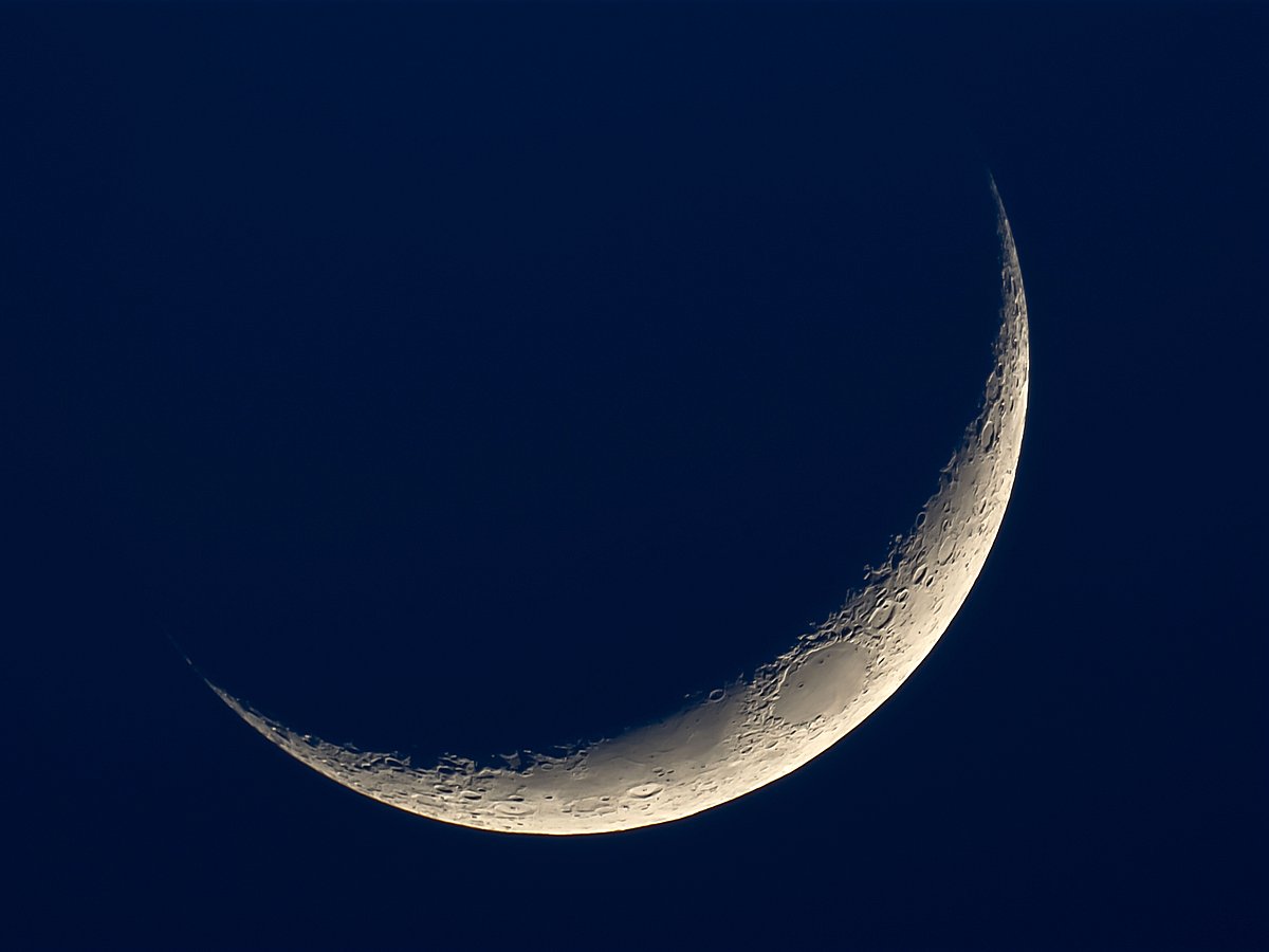 crescent moon