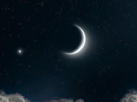 Such observations are considered important in Islamic astronomy, as they help support the determination of the beginnings of lunar months