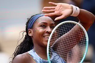 Coco Gauff forgets her racquets, remembers how to win