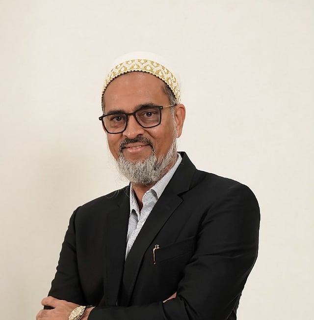  Dr Ali Asgar Fakhruddin, CEO & Chairman of Sterling Perfumes
