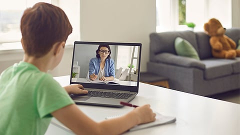 Why online schooling is a smarter solution for globally mobile families