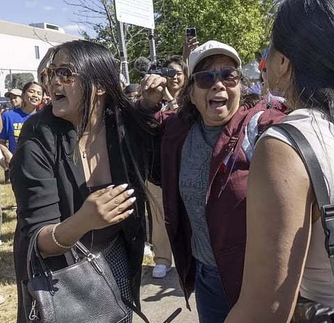 Immigration Judge Tammy Fitting ruled in Dixon’s favour. Migrant rights groups say the experience of Lewelyn Dixon (2nd from right) forms part of a broader pattern of aggressive immigration enforcement that has affected many long-term Filipino immigrants in recent years.
