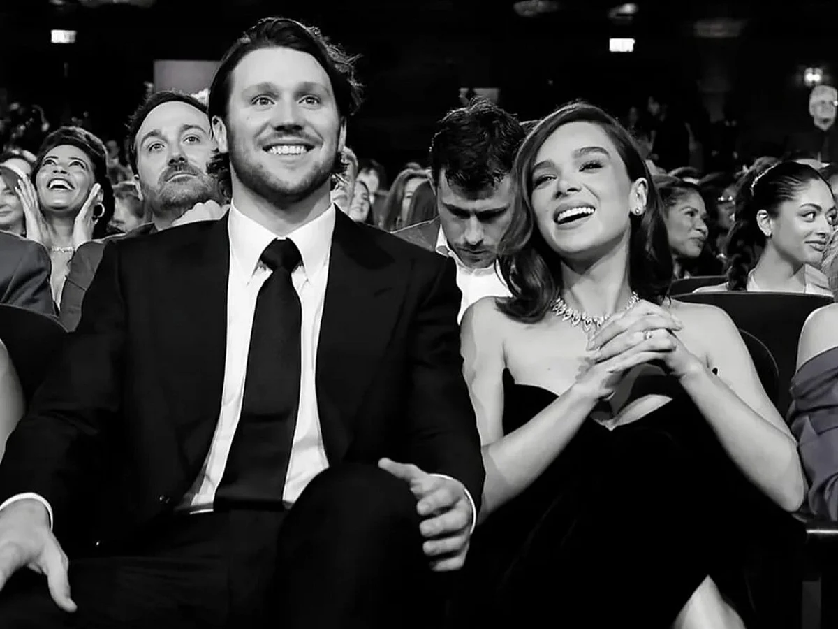 Josh Allen and Hailee Steinfeld