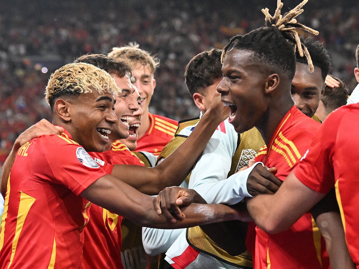 Spanish players, including Lamine Yamal (left) and Nico Williams celebrate scoring the team's fourth goal during the UEFA Nations League semi-final football match against France in Stuttgart, Germany, on June 5, 2025.