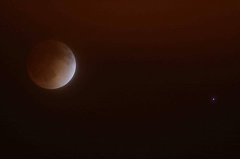 Eid Al Adha stargazers treated to Moon-Spica conjunction