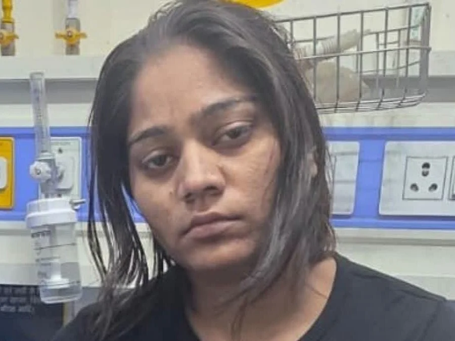Late on Sunday night, Sonam arrived at a roadside dhaba in Ghazipur, Uttar Pradesh — visibly drained and emotionally shattered.