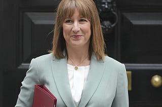 UK hands health service £29-billion spending boost