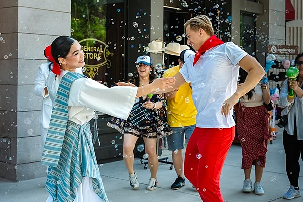 Be dazzled by colorful street dances, heritage performances, and live Filipino theatre that will make you feel right at home.