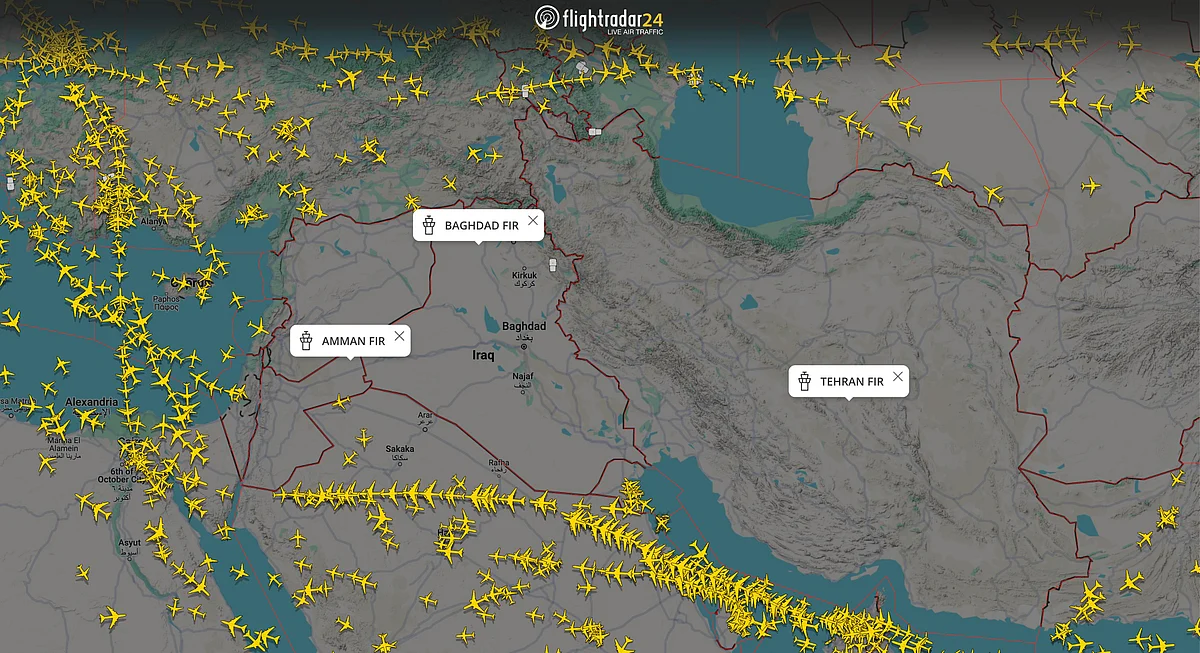 9-second video of the clearing of Iranian and Iraqi airspace.
