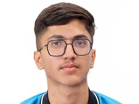  Mahesh Kumar tops NEET UG 2025 with a near-perfect score