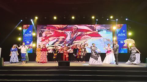 The venue turned into a vibrant tapestry of colors, music, and Filipino pride — from a majestic parade of Filipino community clubs across different emirates to the stunning display of Filipiniana gowns, Barong Tagalog, and cultural performances that transported attendees straight back home. 