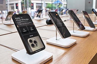AI showdown continues: Is Apple still losing ground to Google, Microsoft?