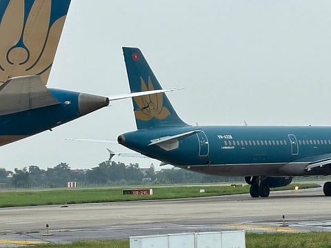 Video: Vietnam airlines jets collide on Hanoi taxiway, flights for hundreds halted