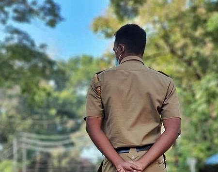 Kerala Police's harshest critics say it can only operate as glorified escort service providers for politicians. And now comes rapist-murderer Govindachamy's daring escape from a max-security prison. 