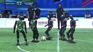 Robots compete in China's first AI football match: Guess what? There are injuries!
