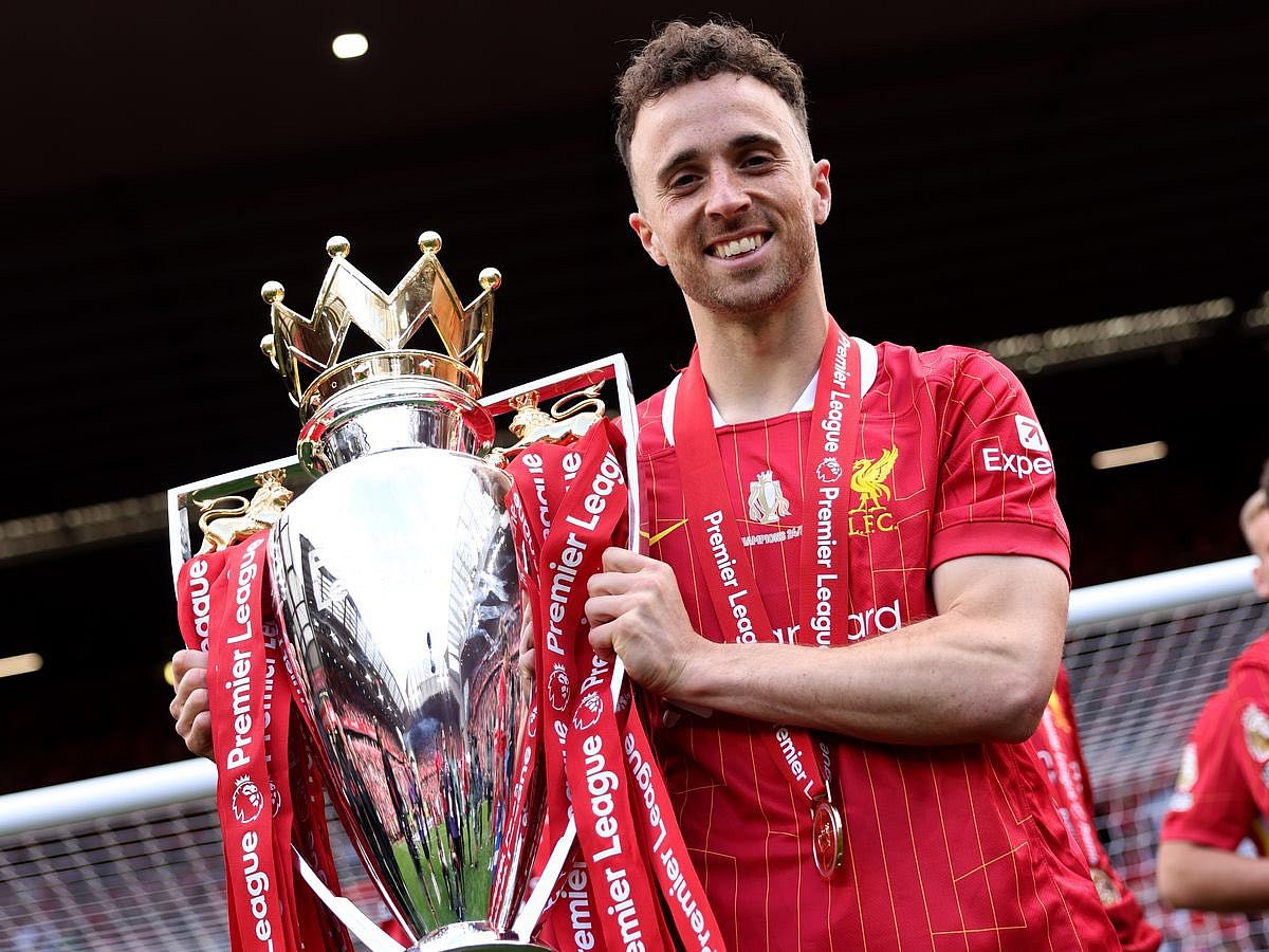Liverpool's Diogo Jota died in a car crash in Spain on Thursday.