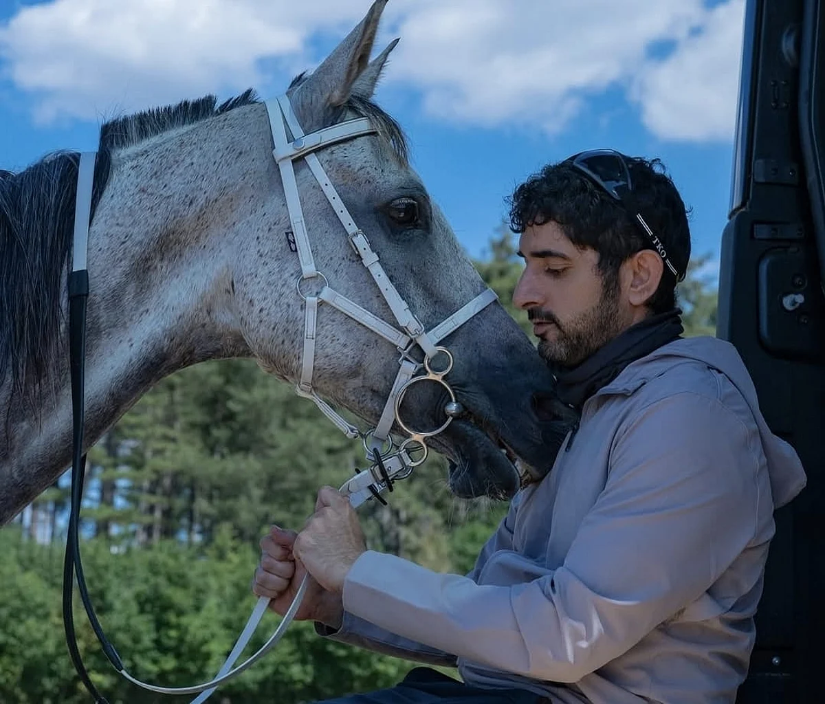 Sheikh Hamdan teilt Einblicke in den Sommerurlaub in Großbritannien auf ...