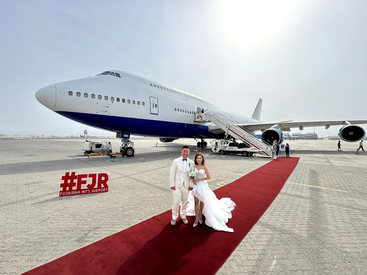 Sam Chui and Fiona Pang had their dream wedding ceremony aboard a Boeing 747-400 flight from Fujairah International Airport on Saturday. 
